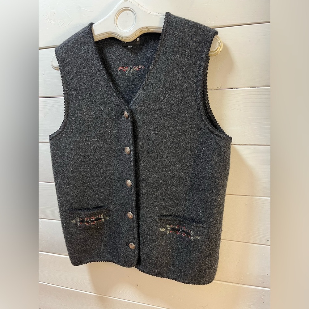 LINDOR Grey Wool Embroidered Vest Size M - Picture 3 of 8